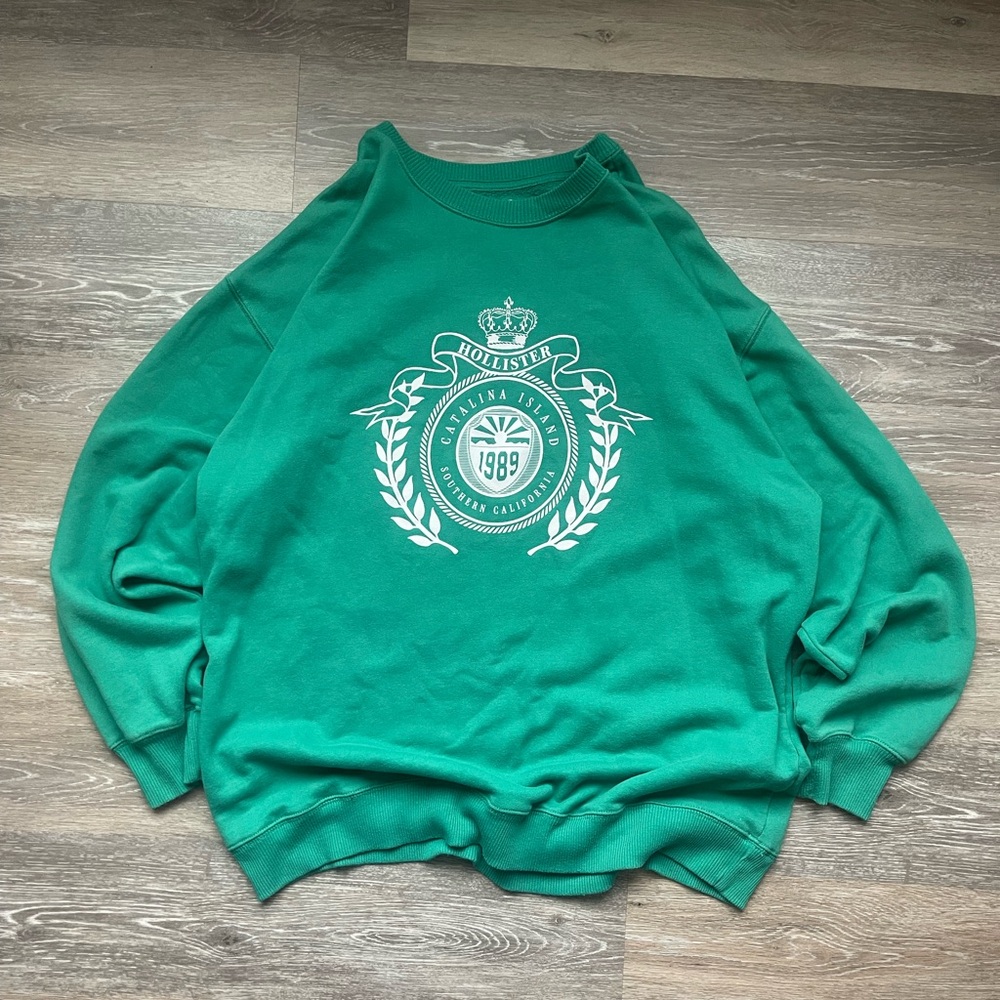 Hollister Green Oversized Graphic Sweatshirt